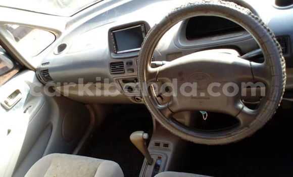 Nunua Ilio tumika Toyota Spacio Nyeupe Gari ndani ya Kampala nchini Uganda Nunua Ilio tumika Toyota Spacio Nyeupe Gari ndani ya Kampala nchini Uganda