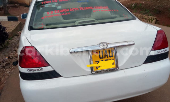 Acheter Occasion Voiture Toyota Mark II Blanc à Kampala, Ouganda Acheter Occasion Voiture Toyota Mark II Blanc à Kampala, Ouganda