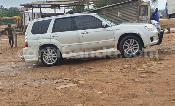 Gura Yakoze Subaru Forester White Imodoka i Kampala mu Uganda
