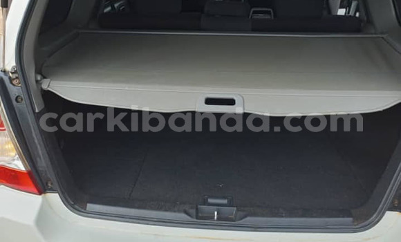 Acheter Occasion Voiture Subaru Forester Blanc à Kampala, Ouganda Acheter Occasion Voiture Subaru Forester Blanc à Kampala, Ouganda