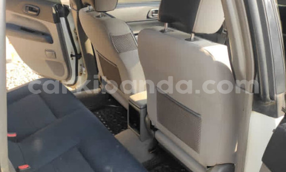 Nunua Ilio tumika Subaru Forester Nyeupe Gari ndani ya Kampala nchini Uganda Nunua Ilio tumika Subaru Forester Nyeupe Gari ndani ya Kampala nchini Uganda