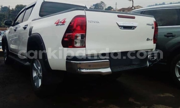 Buy Used Toyota Hilux White Car in Kampala in Uganda Buy Used Toyota Hilux White Car in Kampala in Uganda