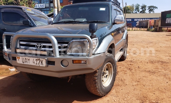 Buy Used Toyota Prado Green Car in Kampala in Uganda Buy Used Toyota Prado Green Car in Kampala in Uganda