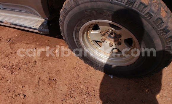 Buy Used Toyota Prado Green Car in Kampala in Uganda Buy Used Toyota Prado Green Car in Kampala in Uganda