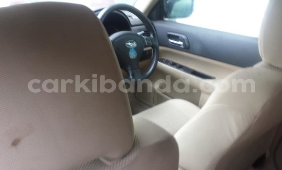 Buy Used Subaru Forester White Car in Kampala in Uganda Buy Used Subaru Forester White Car in Kampala in Uganda