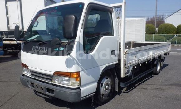 Gura Yakoze Isuzu Bighorn White Ikamyo i Kampala mu Uganda