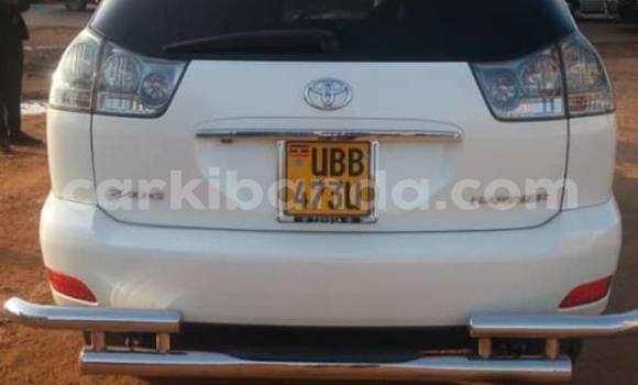 Buy Used Toyota Harrier White Car in Kampala in Uganda Buy Used Toyota Harrier White Car in Kampala in Uganda