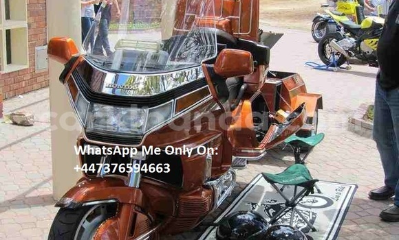 Buy Used Honda GOLD WING Red Bike in Kampala in Uganda Buy Used Honda GOLD WING Red Bike in Kampala in Uganda