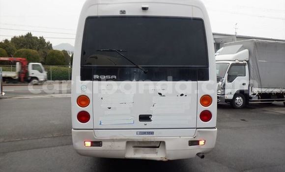 Buy Used Mitsubishi Van White Truck in Kampala in Uganda Buy Used Mitsubishi Van White Truck in Kampala in Uganda