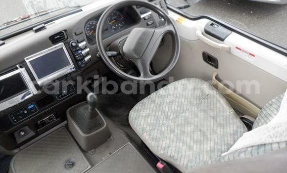 Buy Used Mitsubishi Van White Truck in Kampala in Uganda Buy Used Mitsubishi Van White Truck in Kampala in Uganda