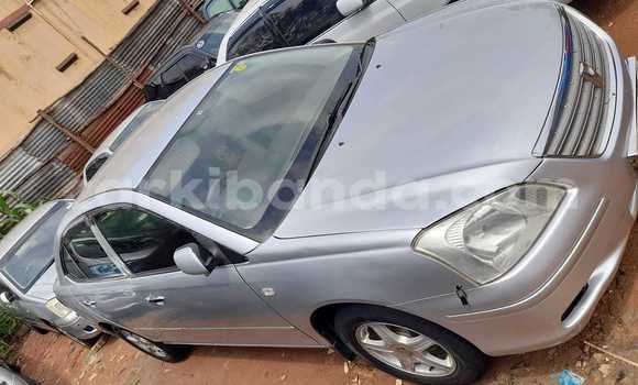 Acheter Occasion Voiture Toyota Premio Gris à Kampala, Ouganda Acheter Occasion Voiture Toyota Premio Gris à Kampala, Ouganda