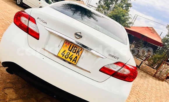 Acheter Occasion Voiture Nissan Fuga Gris à Kampala, Ouganda Acheter Occasion Voiture Nissan Fuga Gris à Kampala, Ouganda