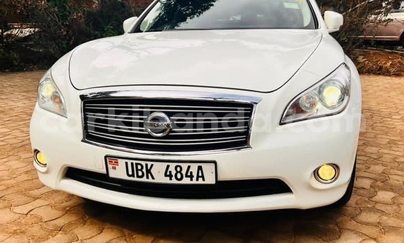 Acheter Occasion Voiture Nissan Fuga Gris à Kampala, Ouganda Acheter Occasion Voiture Nissan Fuga Gris à Kampala, Ouganda