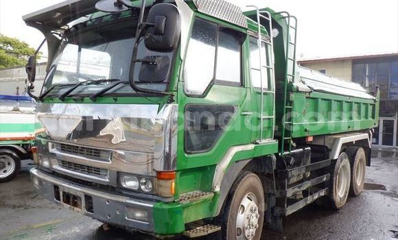 Buy Used Mitsubishi L400 Green Truck in Kampala in Uganda