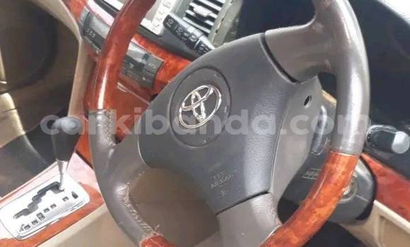 Acheter Occasion Voiture Toyota Premio Gris à Kampala, Ouganda Acheter Occasion Voiture Toyota Premio Gris à Kampala, Ouganda