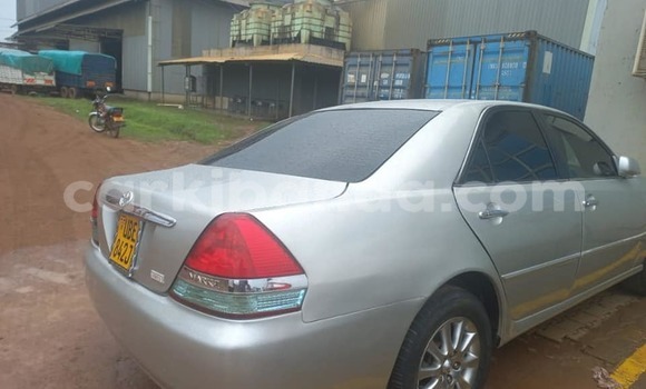 Gura Yakoze Toyota Mark II Silver Imodoka i Kampala mu Uganda Gura Yakoze Toyota Mark II Silver Imodoka i Kampala mu Uganda