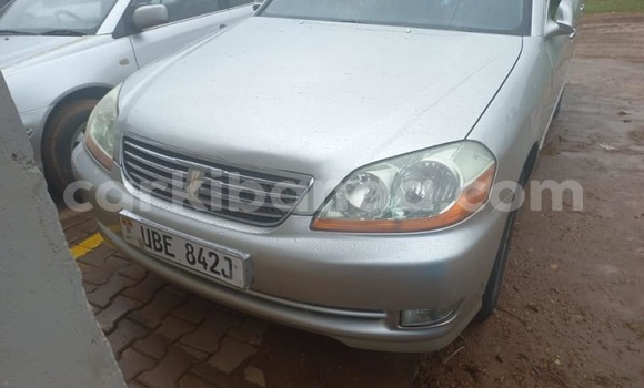 Gura Yakoze Toyota Mark II Silver Imodoka i Kampala mu Uganda Gura Yakoze Toyota Mark II Silver Imodoka i Kampala mu Uganda