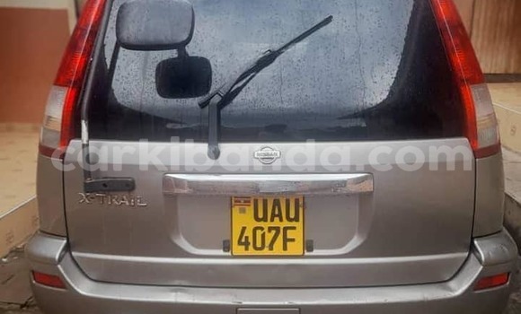 Gura Yakoze Nissan X–Trail Silver Imodoka i Kampala mu Uganda Gura Yakoze Nissan X–Trail Silver Imodoka i Kampala mu Uganda