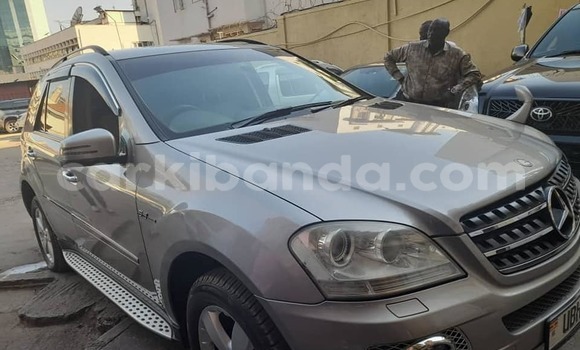 Gura Yakoze Mercedes‒Benz ML–Class Other Imodoka i Kampala mu Uganda Gura Yakoze Mercedes‒Benz ML–Class Other Imodoka i Kampala mu Uganda