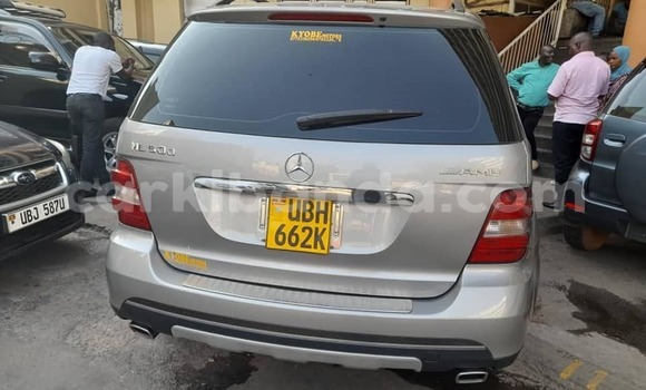 Gura Yakoze Mercedes‒Benz ML–Class Other Imodoka i Kampala mu Uganda Gura Yakoze Mercedes‒Benz ML–Class Other Imodoka i Kampala mu Uganda
