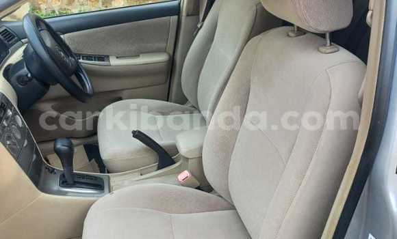 Nunua Ilio tumika Toyota Vanguard Nyeupe Gari ndani ya Kampala nchini Uganda Nunua Ilio tumika Toyota Vanguard Nyeupe Gari ndani ya Kampala nchini Uganda