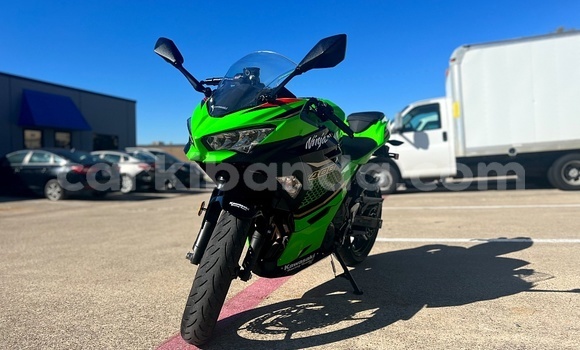 Buy New Kawasaki Ninja Green Bike in Entebbe in Uganda Buy New Kawasaki Ninja Green Bike in Entebbe in Uganda