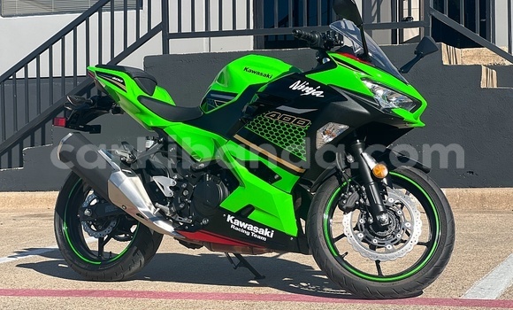 Buy New Kawasaki Ninja Green Bike in Entebbe in Uganda Buy New Kawasaki Ninja Green Bike in Entebbe in Uganda
