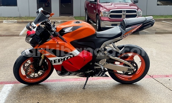 Buy Used Honda CBR Other Bike in Entebbe in Uganda Buy Used Honda CBR Other Bike in Entebbe in Uganda