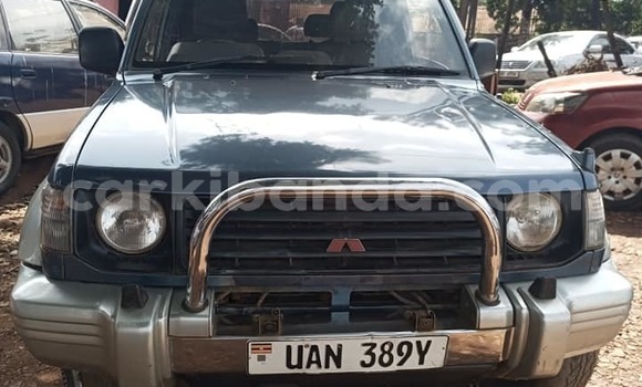 Buy Used Mitsubishi Pajero Blue Car in Kampala in Uganda Buy Used Mitsubishi Pajero Blue Car in Kampala in Uganda