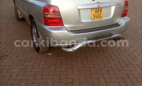 Buy Used Toyota Highlander Silver Car in Kampala in Uganda Buy Used Toyota Highlander Silver Car in Kampala in Uganda