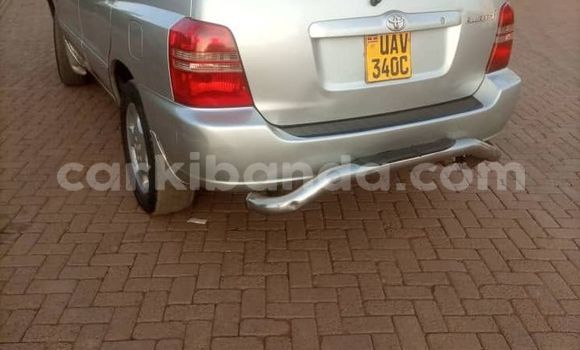 Buy Used Toyota Highlander Silver Car in Kampala in Uganda Buy Used Toyota Highlander Silver Car in Kampala in Uganda