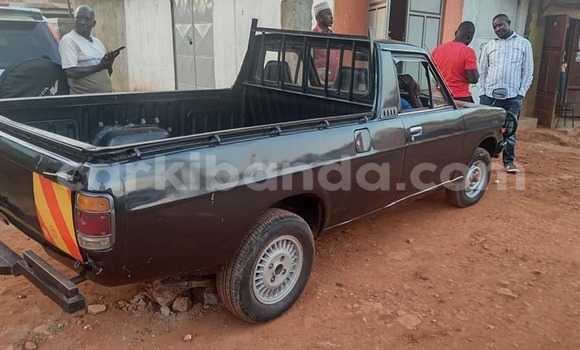 Buy Used Toyota Pickup Black Car in Kampala in Uganda Buy Used Toyota Pickup Black Car in Kampala in Uganda