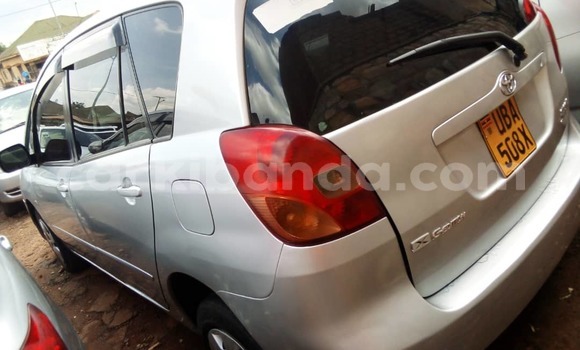 Nunua Ilio tumika Toyota Spacio Fedha Gari ndani ya Kampala nchini Uganda Nunua Ilio tumika Toyota Spacio Fedha Gari ndani ya Kampala nchini Uganda
