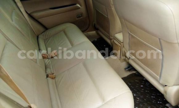 Nunua Ilio tumika Toyota Spacio Fedha Gari ndani ya Kampala nchini Uganda Nunua Ilio tumika Toyota Spacio Fedha Gari ndani ya Kampala nchini Uganda