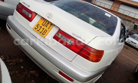 Nunua Ilio tumika Toyota Premio Fedha Gari ndani ya Kampala nchini Uganda Nunua Ilio tumika Toyota Premio Fedha Gari ndani ya Kampala nchini Uganda