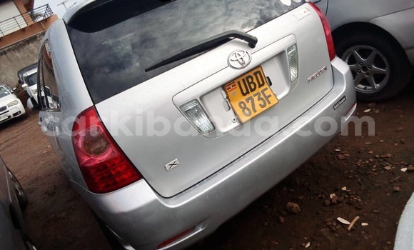 Gura Yakoze Toyota Fielder Silver Imodoka i Kampala mu Uganda Gura Yakoze Toyota Fielder Silver Imodoka i Kampala mu Uganda