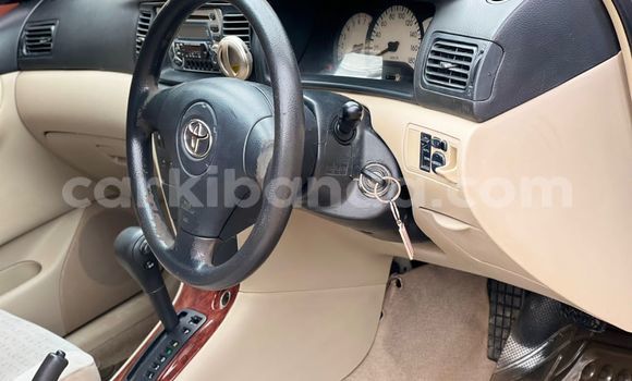 Gura Yakoze Toyota Allex Silver Imodoka i Kampala mu Uganda Gura Yakoze Toyota Allex Silver Imodoka i Kampala mu Uganda