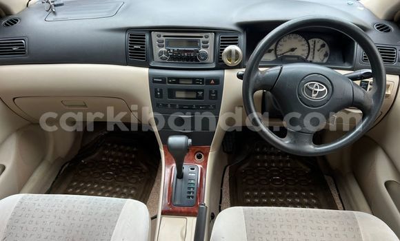 Gura Yakoze Toyota Allex Silver Imodoka i Kampala mu Uganda Gura Yakoze Toyota Allex Silver Imodoka i Kampala mu Uganda
