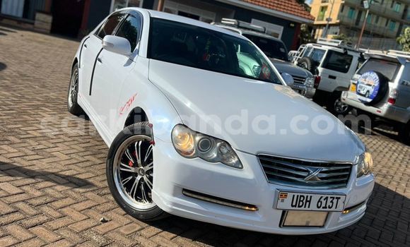 Gura Yakoze Toyota Mark X White Imodoka i Kampala mu Uganda Gura Yakoze Toyota Mark X White Imodoka i Kampala mu Uganda