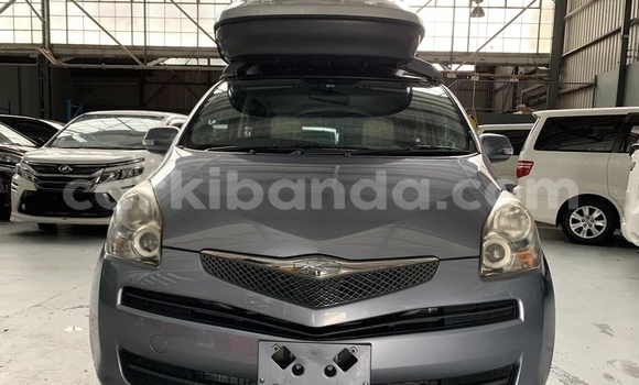 Acheter Occasion Voiture Toyota Ractis Beige à Busia, Ouganda Acheter Occasion Voiture Toyota Ractis Beige à Busia, Ouganda