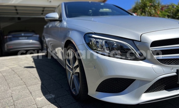 Acheter Occasion Voiture Mercedes-Benz C-Classe Gris à Busia, Ouganda Acheter Occasion Voiture Mercedes-Benz C-Classe Gris à Busia, Ouganda