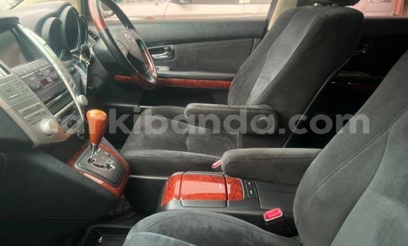 Nunua Ilio tumika Toyota Harrier Nyeusi Gari ndani ya Kampala nchini Uganda Nunua Ilio tumika Toyota Harrier Nyeusi Gari ndani ya Kampala nchini Uganda