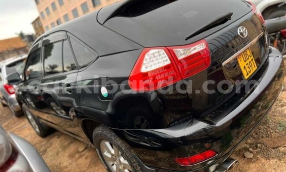 Nunua Ilio tumika Toyota Harrier Nyeusi Gari ndani ya Kampala nchini Uganda Nunua Ilio tumika Toyota Harrier Nyeusi Gari ndani ya Kampala nchini Uganda