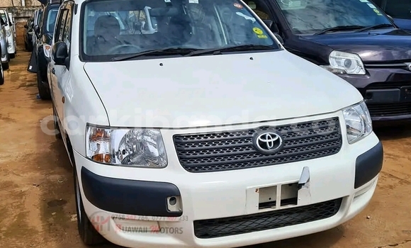 Buy Used Toyota Succeed White Car in Kampala in Uganda