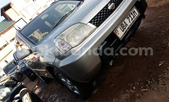 Nunua Ilio tumika Nissan X–Trail Fedha Gari ndani ya Kampala nchini Uganda Nunua Ilio tumika Nissan X–Trail Fedha Gari ndani ya Kampala nchini Uganda