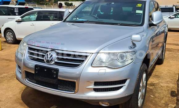Buy Used Volkswagen Touareg Silver Car in Kampala in Uganda