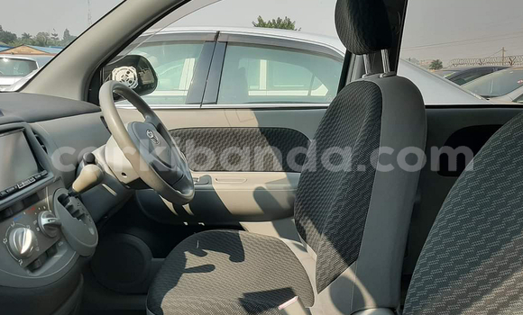 Nunua Ilio tumika Toyota Sienta Nyingine Gari ndani ya Kampala nchini Uganda Nunua Ilio tumika Toyota Sienta Nyingine Gari ndani ya Kampala nchini Uganda