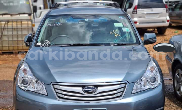 Acheter Occasion Voiture Subaru Outback Gris à Kampala, Ouganda Acheter Occasion Voiture Subaru Outback Gris à Kampala, Ouganda