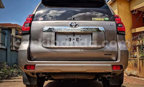 Acheter Occasion Voiture Toyota Prado Autre à Kampala, Ouganda Acheter Occasion Voiture Toyota Prado Autre à Kampala, Ouganda