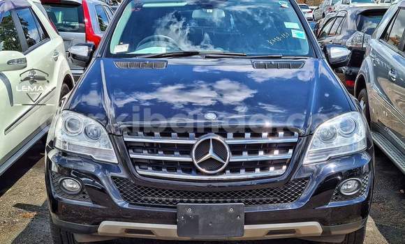 Buy Used Mercedes‒Benz ML–Class Black Car in Kampala in Uganda